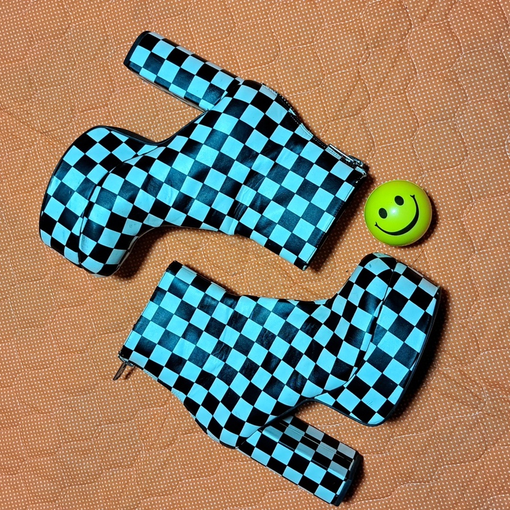 Current Mood Checkered Platforms - image 1